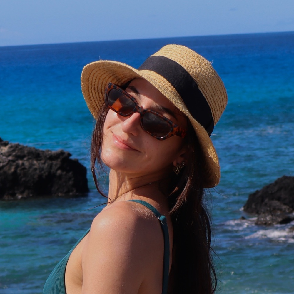 Straw beach hat